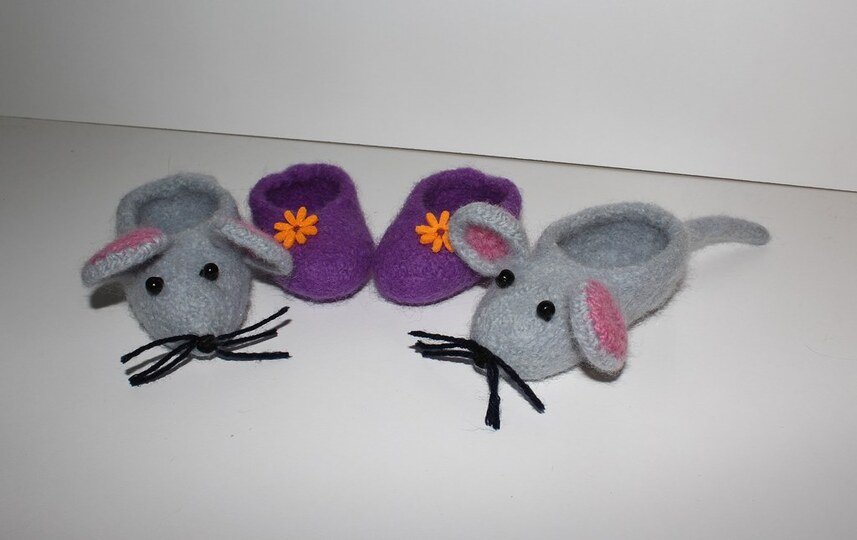 Hausschuhe Gr. 18 - 43, Erdbeere, Frosch, Maus, gestrickt und gefilzt #145