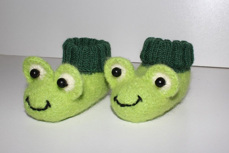 Hausschuhe Gr. 18 - 43, Erdbeere, Frosch, Maus, gestrickt und gefilzt #145