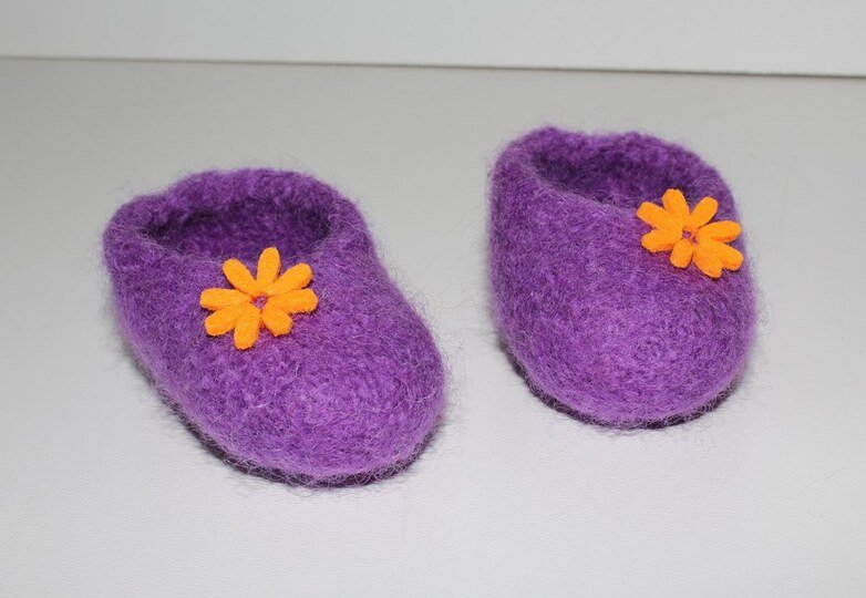 Hausschuhe Gr. 18 - 43, Erdbeere, Frosch, Maus, gestrickt und gefilzt #145