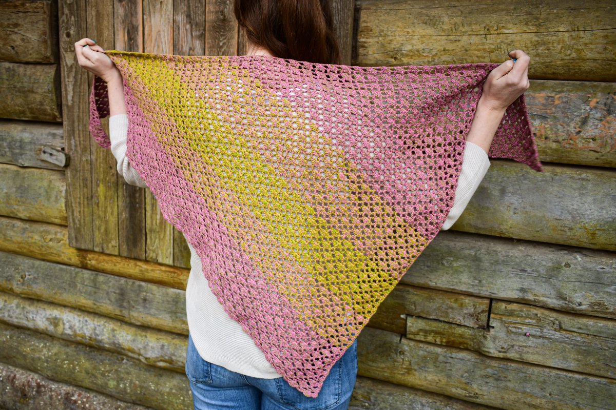 triangular shawl "Erica", for beginner - Image 3