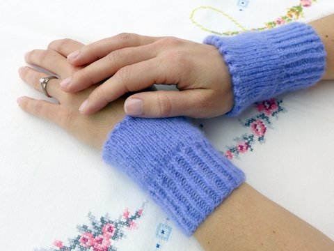 Kostenlose Strickanleitung Pulswärmer Deluxe