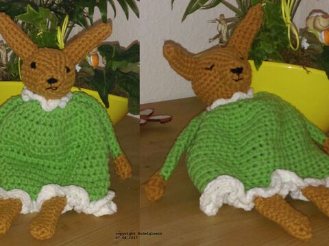 Schlafhäschen - Wachhäschen    Gehäkeltes 2-in-1-Kuscheltier / Wende-Kuscheltier