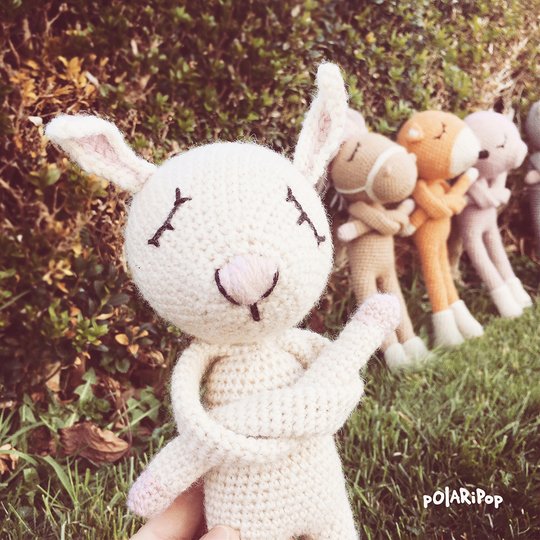 The Nonos • Marla Mutiny • Amigurumi Hase Puppe • Häkelanleitung