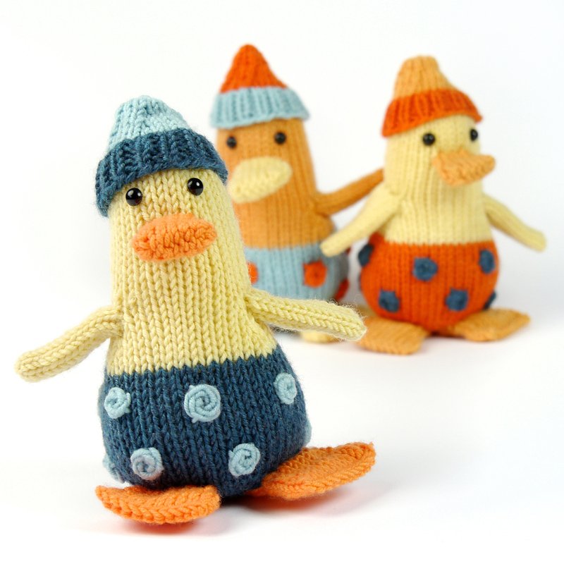 Mini Ducks, "The Stash Gobblers #05", knitting pattern