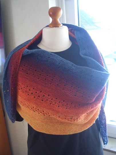 Rainbow - langes schmales halbmondförmiges / sichelförmiges Tuch - Strickanleitung