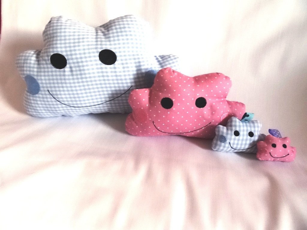 Wolkenkissen ITH Wolke Stickdatei Kissen