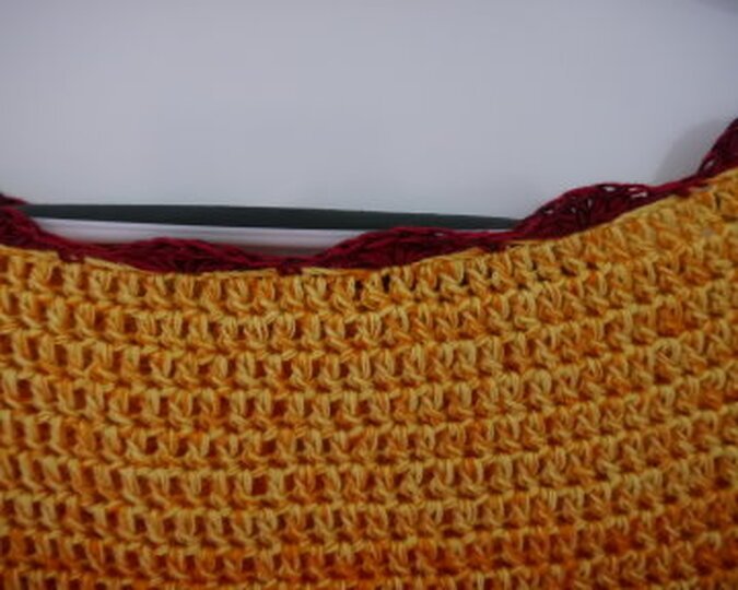 Sandaun Women's Crochet Pullover Pattern