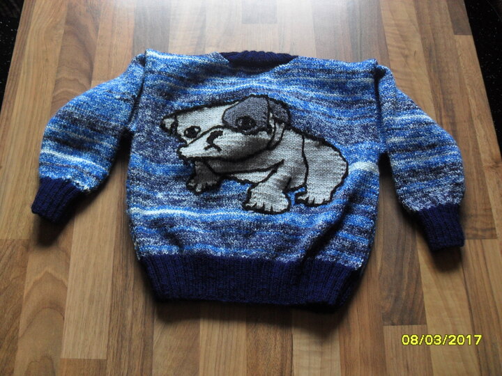 Kinderstrickjacke in Größe 80 - 86 mit Hundemotiv
