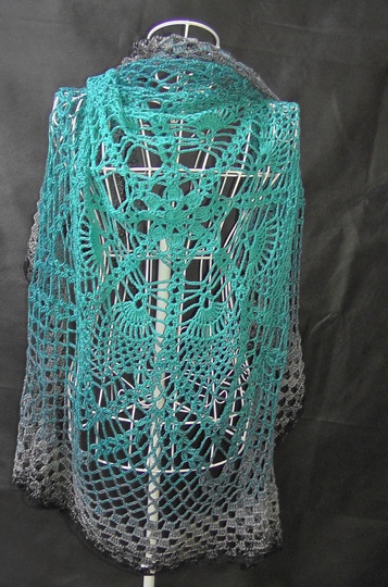 Miracle Flower Shawl - crochet with 1 Woolly Hugs BOBBEL - Veronika Hug