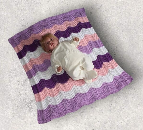 Strickanleitung Babydecke, Plaid, Wellenmuster, Größe ca. 60 x 70 cm  #150