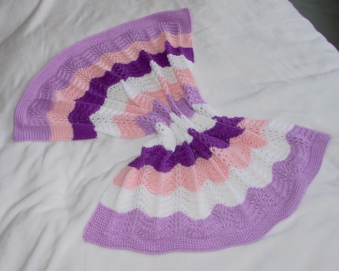 Strickanleitung Babydecke, Plaid, Wellenmuster, Größe ca. 60 x 70 cm, für Anfänger geeignet