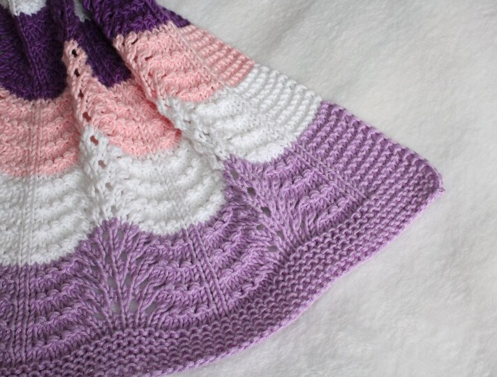 Strickanleitung Babydecke, Plaid, Wellenmuster, Größe ca. 60 x 70 cm, für Anfänger geeignet