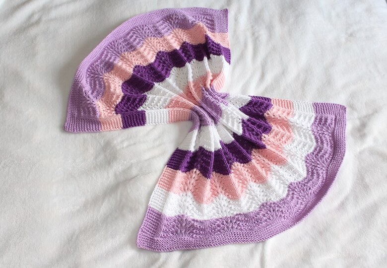 Strickanleitung Babydecke, Plaid, Wellenmuster, Größe ca. 60 x 70 cm, für Anfänger geeignet
