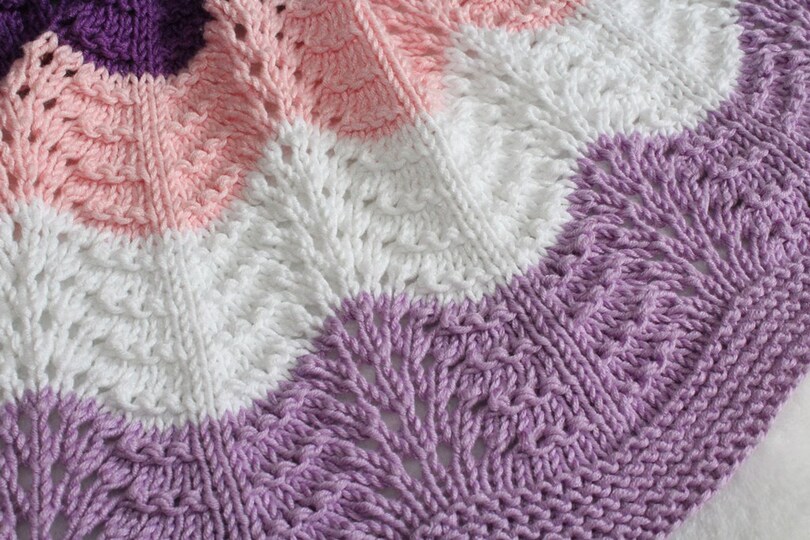 Strickanleitung Babydecke, Plaid, Wellenmuster, Größe ca. 60 x 70 cm, für Anfänger geeignet
