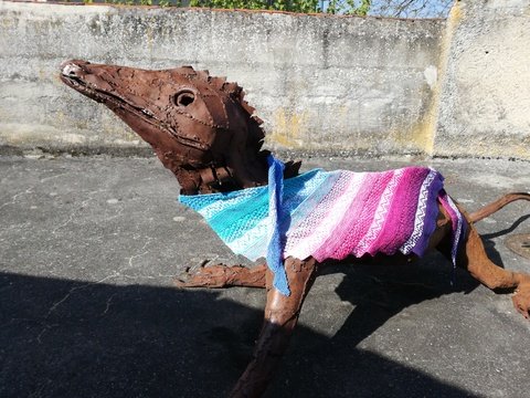 Strickanleitung Dreieckstuch, Drachenschal *Frozen Strawberry*