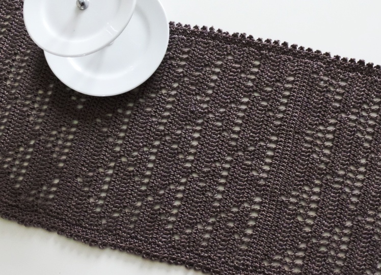 Häkelanleitung Tischläufer Mitteldecke alle Größen Häkeldecke