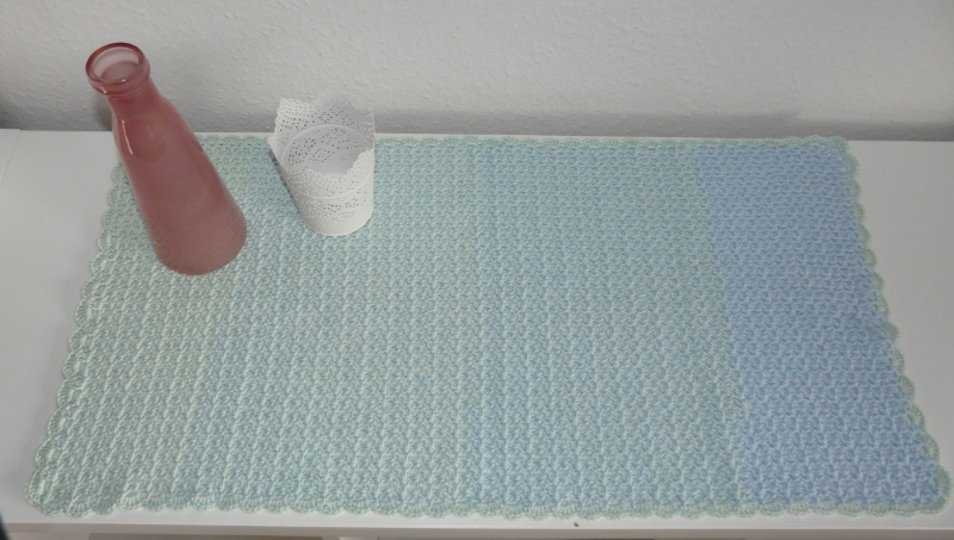 Häkelanleitung Tischläufer Wolke