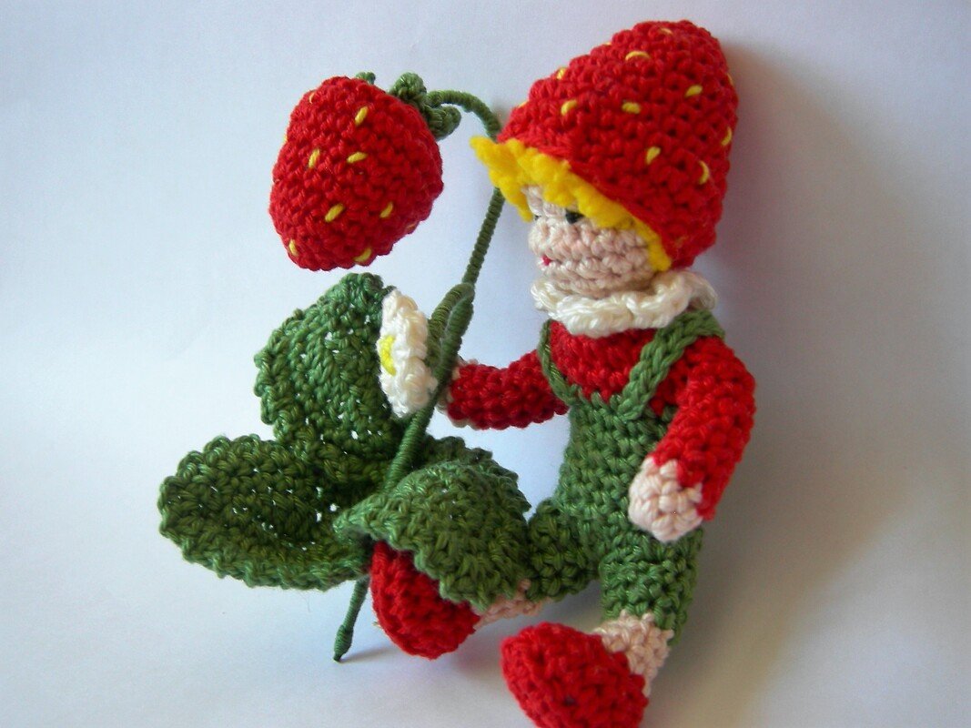 Häkelanleitung Blumenkind Erdbeere - Bild 7