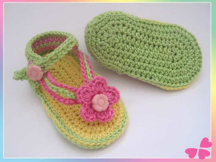 Häkelanleitung: Baby Sandalen mit Blume (0 bis 1 Jahr)