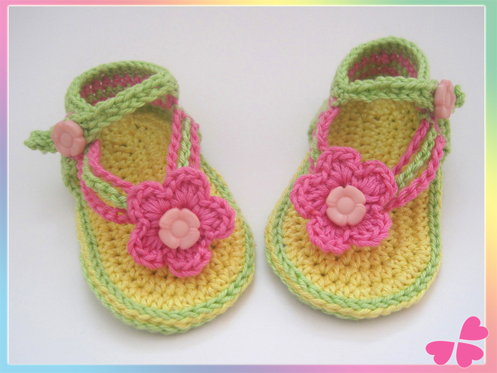 Häkelanleitung: Baby Sandalen mit Blume (0 bis 1 Jahr)
