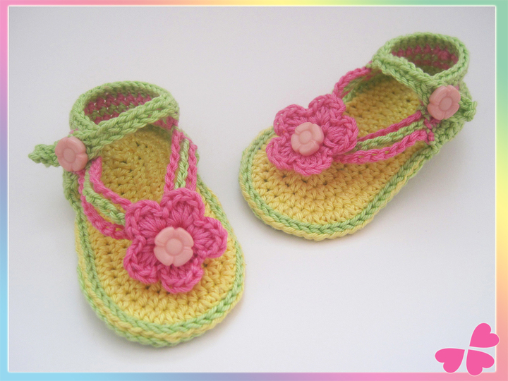 Häkelanleitung: Baby Sandalen mit Blume (0 bis 1 Jahr)