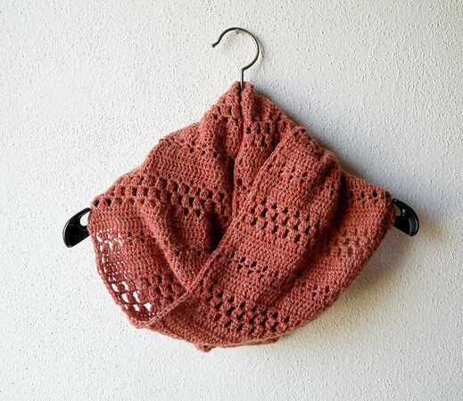 Crochet Cowl Pattern "Harvest without Birds"