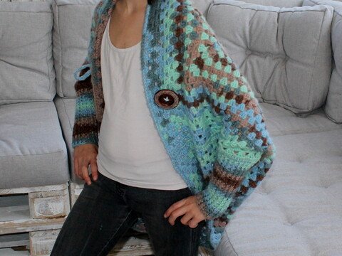 Seelenwärmer im Quadrat Häkelanleitung