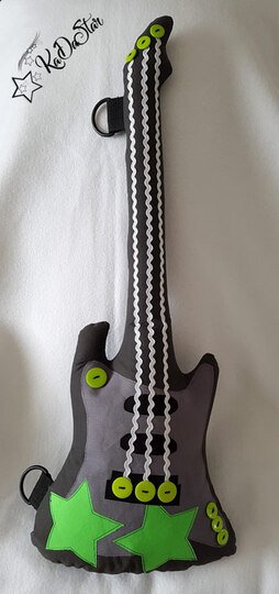 Nähgitarre ~ Gitarre nähen ~ Schnittmuster und Nähanleitung