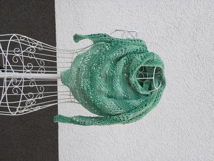 Tuch OLYMPIA stricken aus Woolly Hugs BANDY WISH mit Veronika Hug