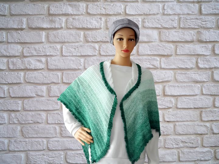 Pattern Triangular Scarf Minto