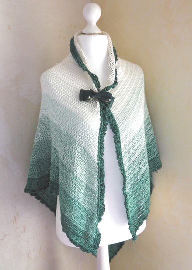 Pattern Triangular Scarf Minto