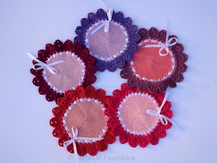 Praktische Tassenuntersetzer - Häkelanleitung für Wollreste