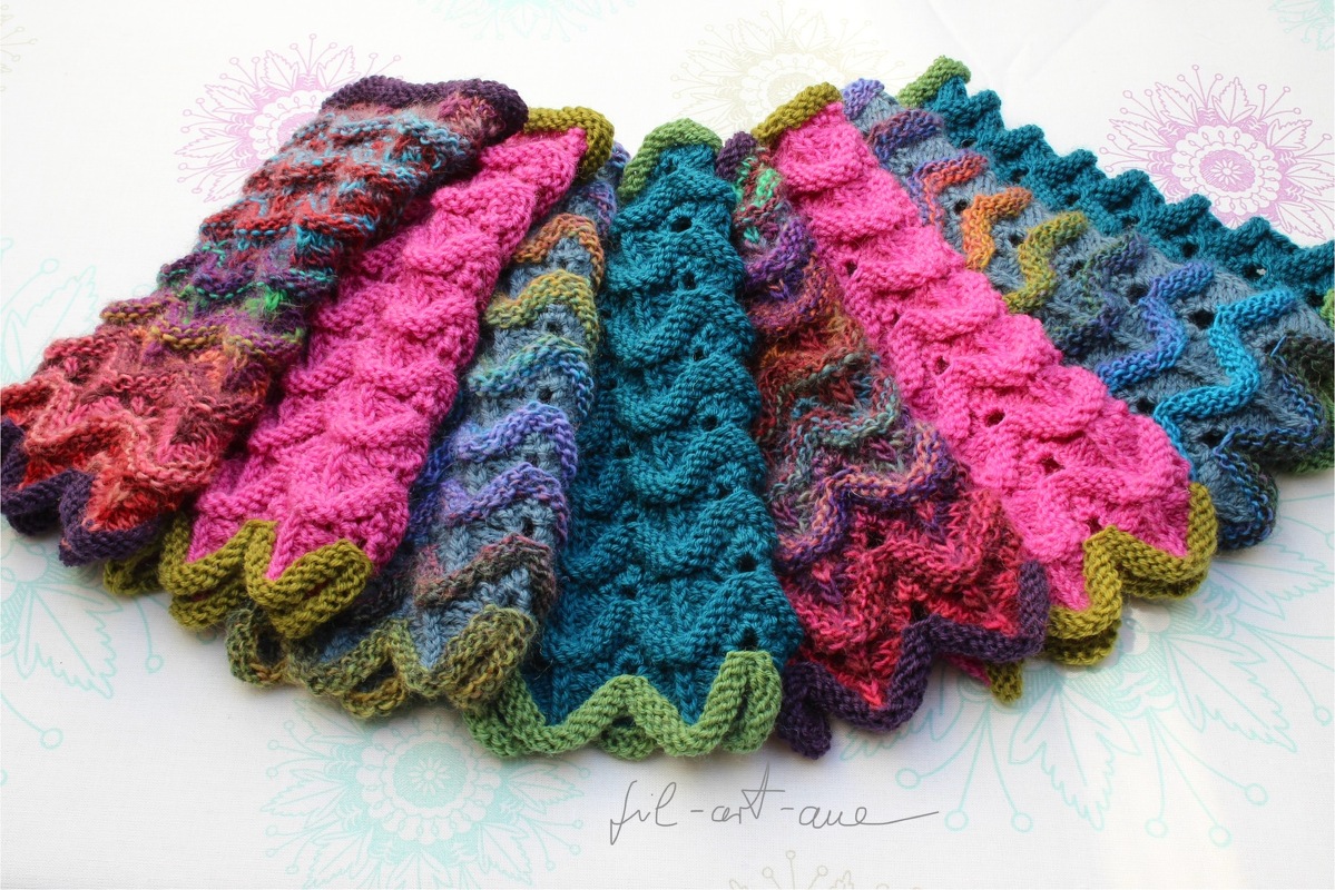 Wrist Warmers "Malou", knitting pattern, 2 sizes - Image 10