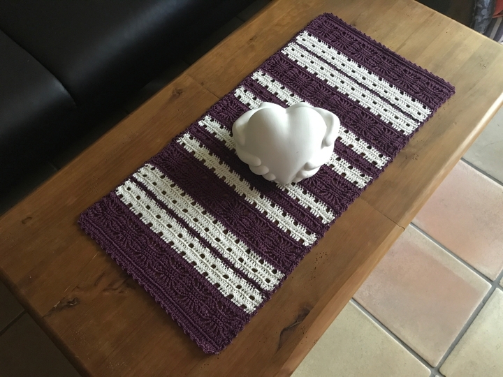 Häkeln / Tischläufer / Sun / Größe individualisierbar