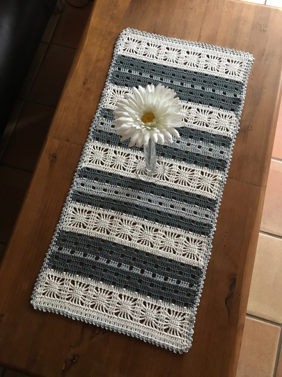 Häkeln / Tischläufer / Sun / Größe individualisierbar
