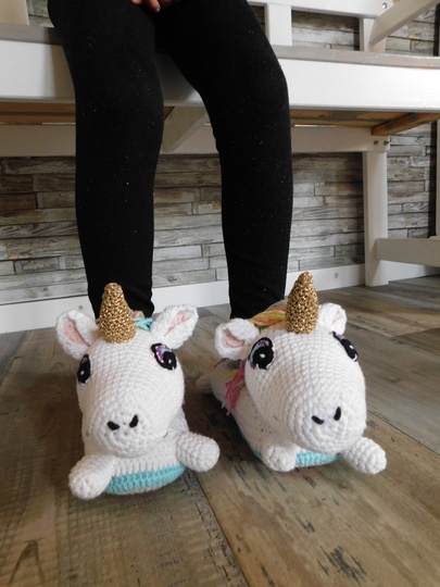 Häkelanleitung Einhornpuschen Gr. 24-35