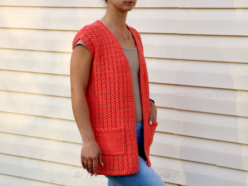 Weste - ein stylisches Element für jeden Tag, Häkelanleitung mit Häkelschrift in Gr. 32 bis 52+