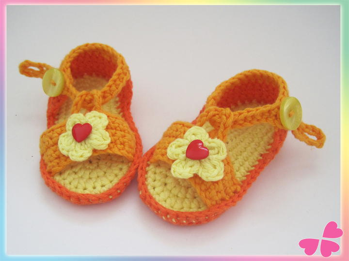 Häkelanleitung: Baby Sandalen mit Blume (Frühchen bis 1 Jahr)