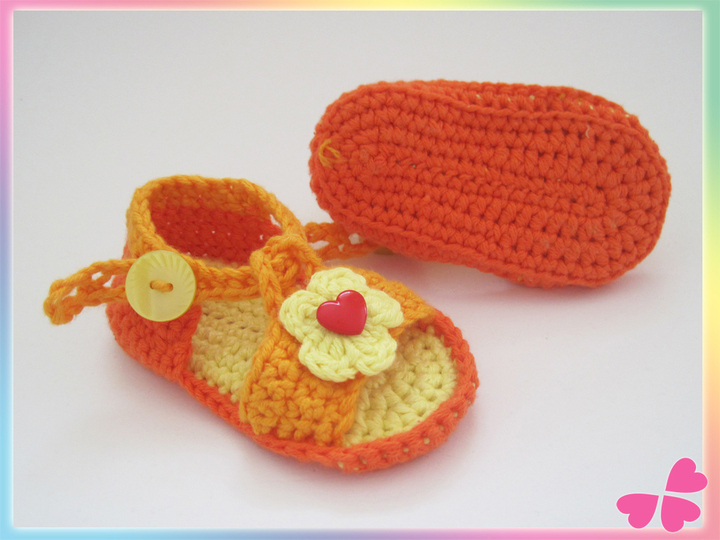 Häkelanleitung: Baby Sandalen mit Blume (Frühchen bis 1 Jahr)