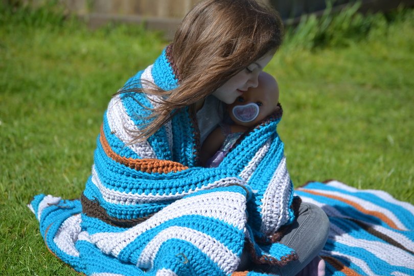 - CUDDLY - Kuscheldecke, Stranddecke, Tagesdecke für jedes Garn und jede Größe häkeln