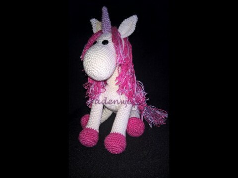 Häkelanleitung "Pinky das Einhorn"