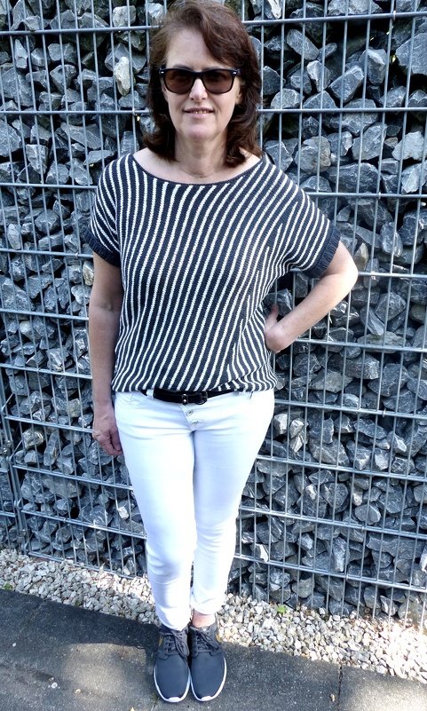 Pulli mit Querstreifen, Strickanleitung Gr. L - XL (schwer) - Bild 4