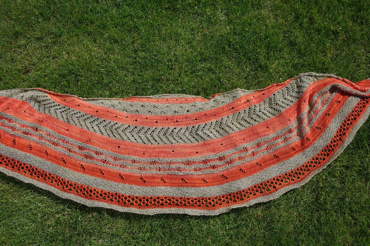 Gestrickter leichter Laceschal Sommerzauber - Bild 2