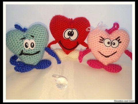 Häkelanleitung Süße Emoji-Herzen 8 und 11 cm hoch