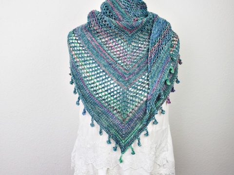 Knitting Pattern Triangle Shawl – Easy Lace Shawl with Bobble Edge Beginner