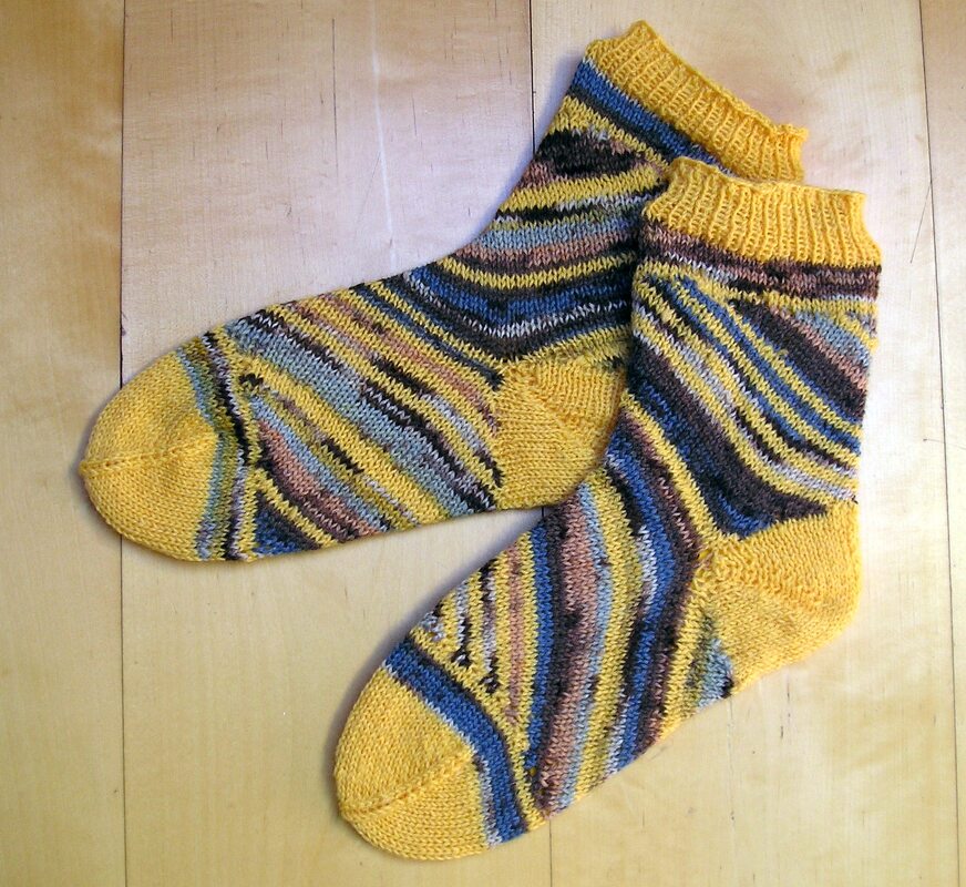 Strickanleitung Socken "Diagonale Streifen" - Bild 2