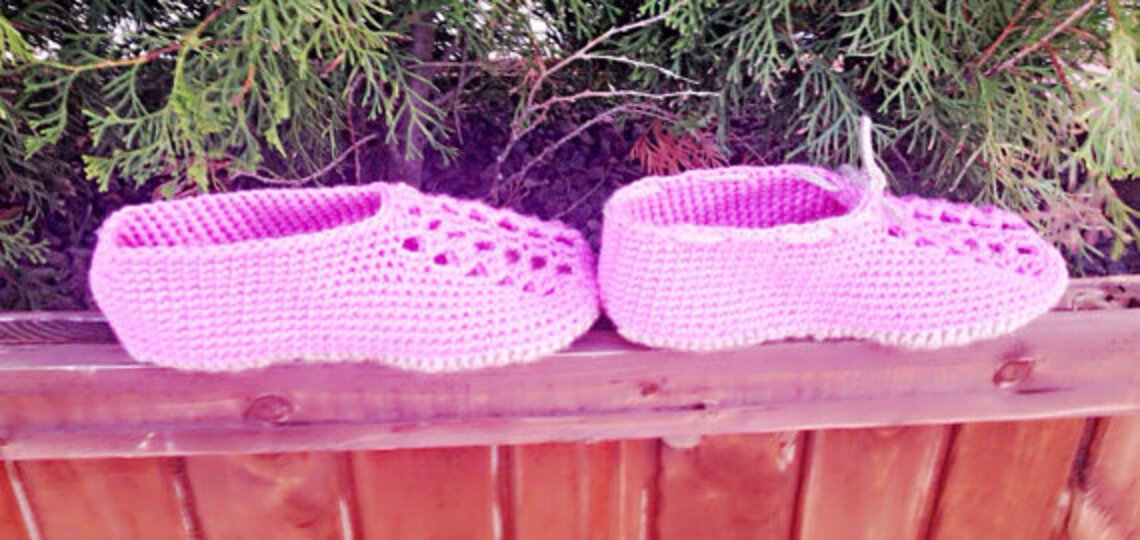 Crochet Pattern for a Womens House Slipper, Easy Lady Loafers - Easy Women's shoes, Instant Download sizes US 3-12, with video, US & UK