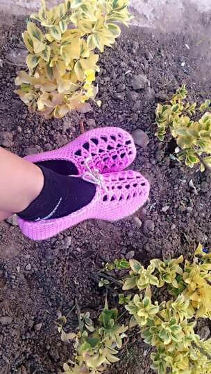 Crochet Pattern for a Womens House Slipper, Easy Lady Loafers - Easy Women's shoes, Instant Download sizes US 3-12, with video, US & UK