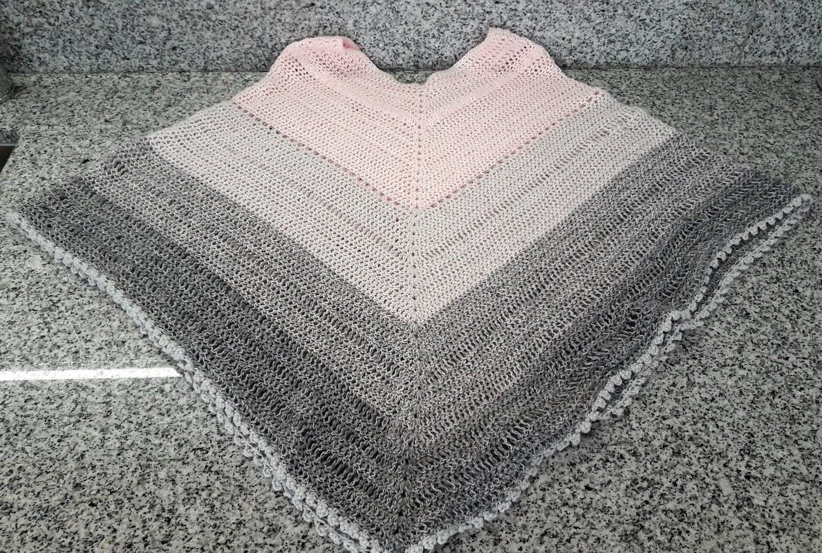 "Romantik" Häkelponcho