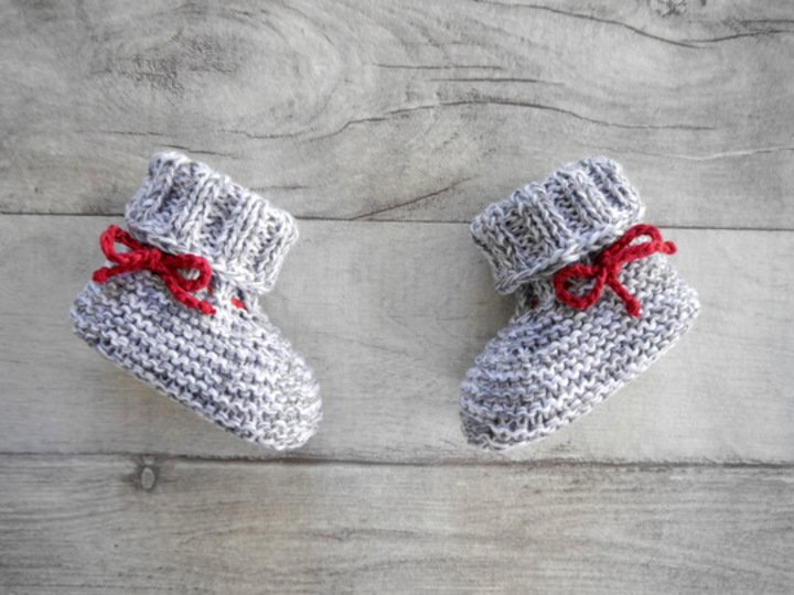 Knitting Pattern – Baby Set basic – Bootees, Cap, Scarf & Bib – No.168E-Set